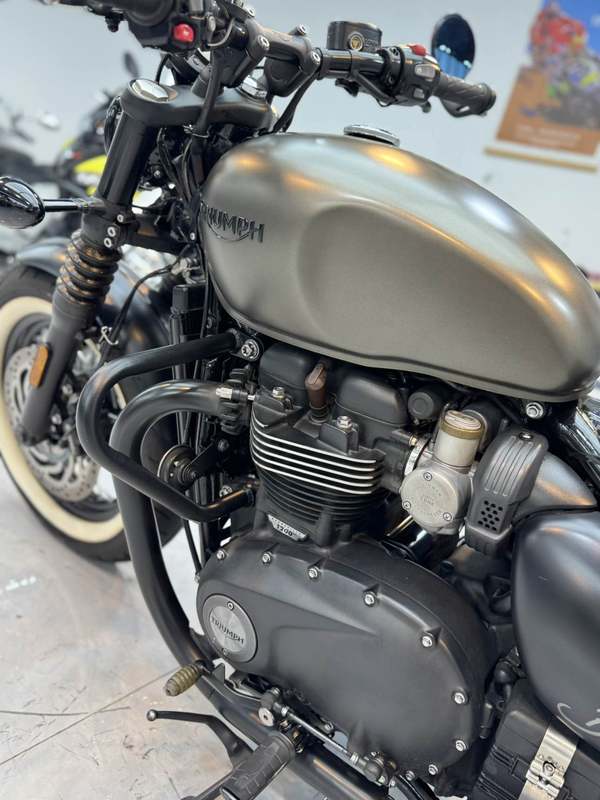 二手凯旋Bonneville Bobber
