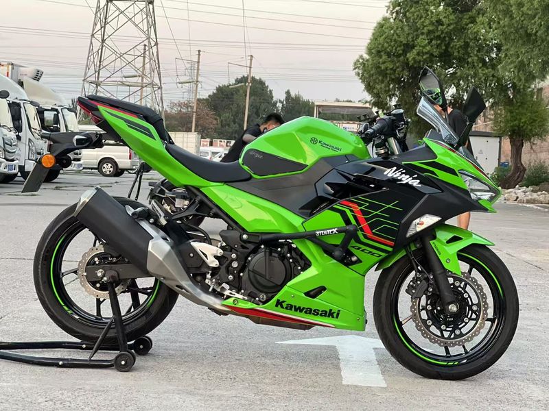 二手川崎Ninja 400