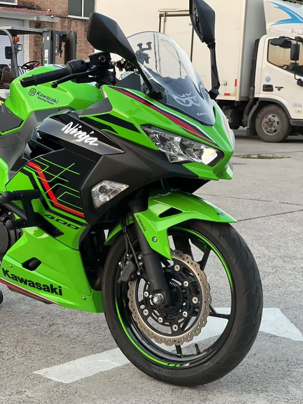 二手川崎Ninja 400