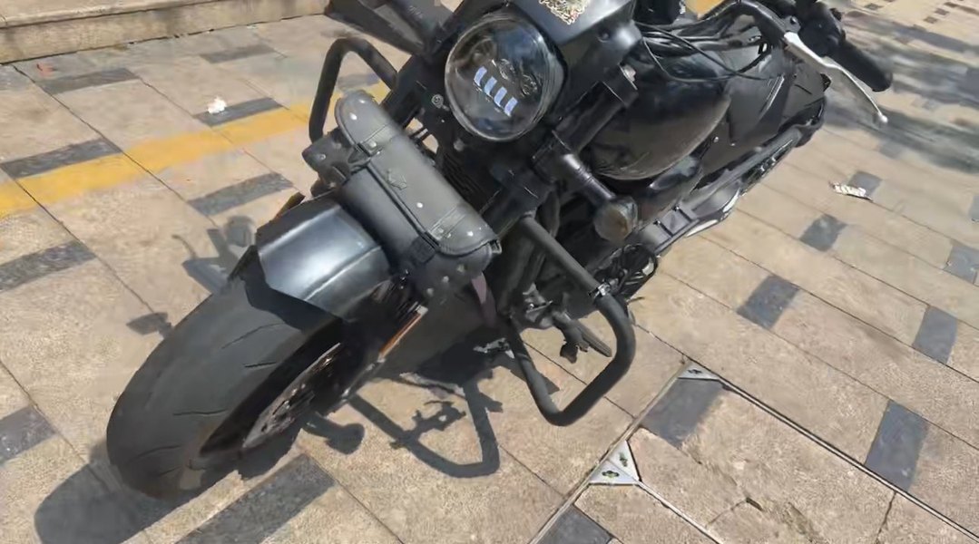 二手香帅金刚狼800S