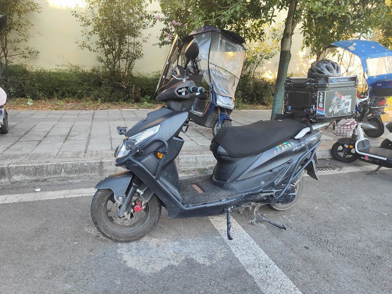 二手济南铃木优驿 UE125T