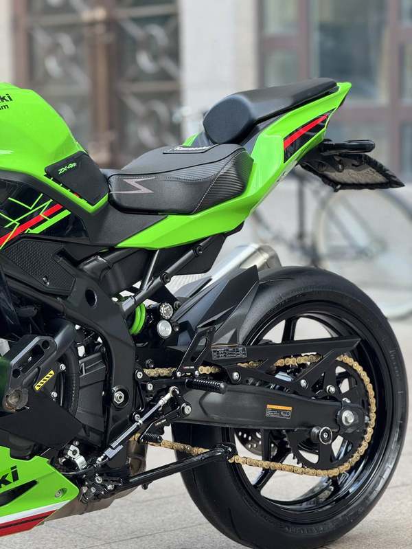 二手川崎ZX-4R