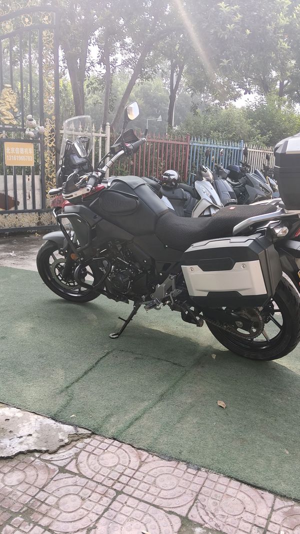 二手豪爵铃木DL250