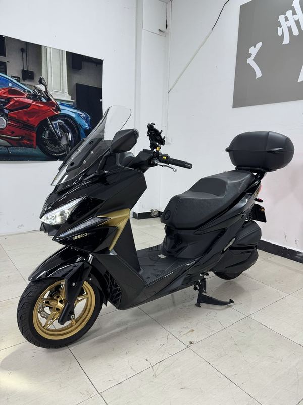 二手光阳赛艇 ST250