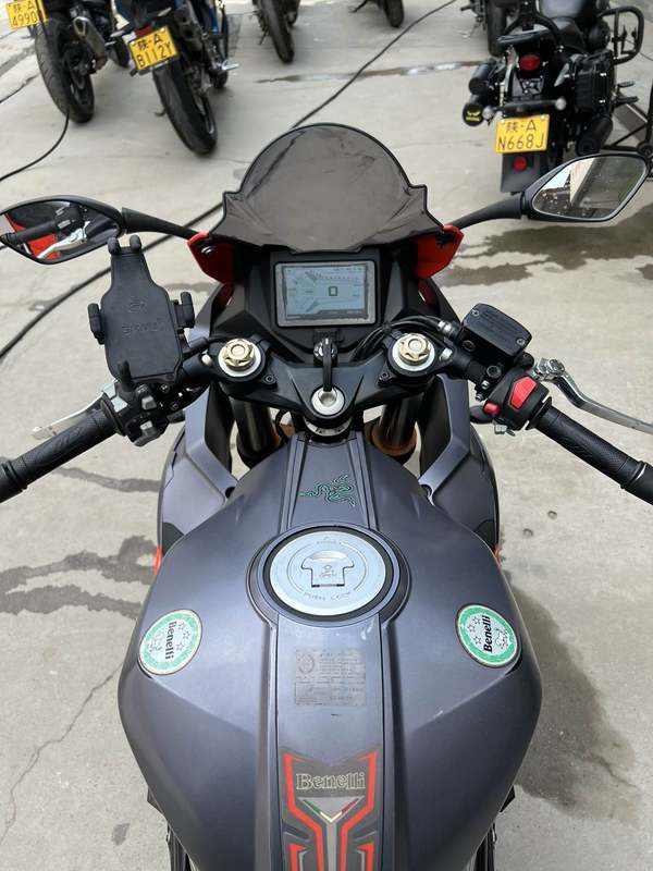 二手贝纳利龙卷风 Tornado 302R