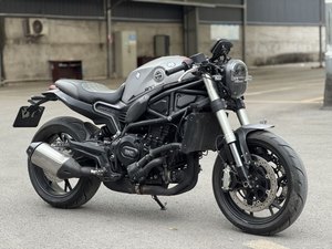 二手贝纳利幼狮 Leoncino 800