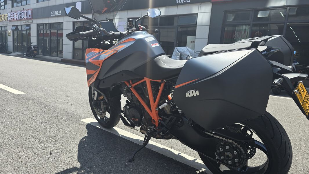 二手KTMR2R1290 Super Duke GT