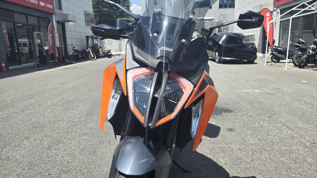 二手KTMR2R1290 Super Duke GT