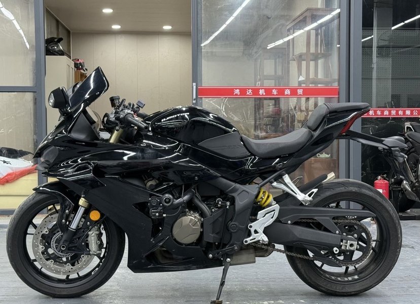 二手QJMOTOR赛800