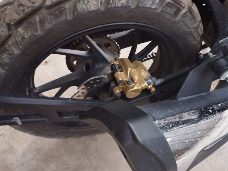 二手五羊本田猛鸷 CB190X