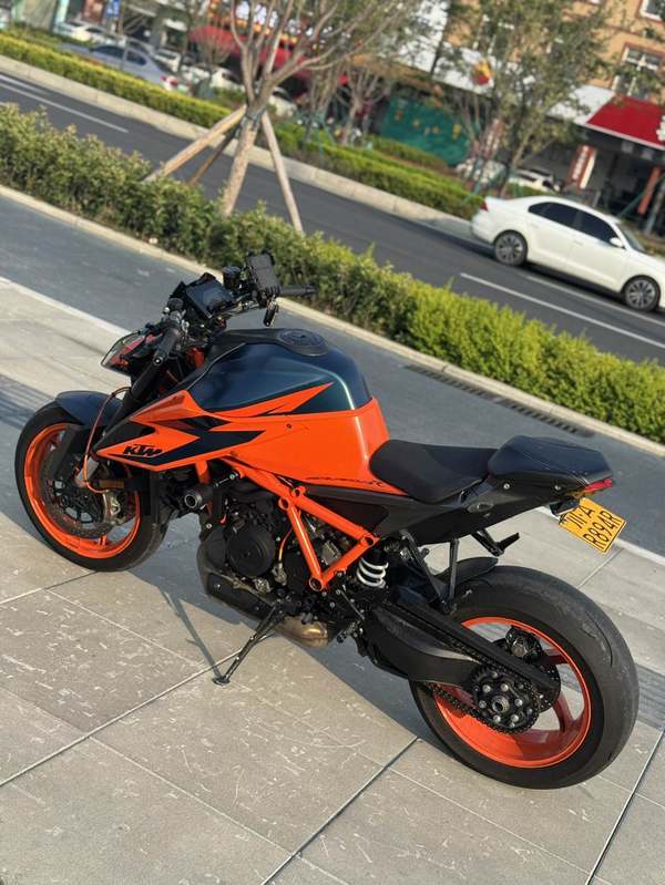 二手KTMR2R1290 Super Duke