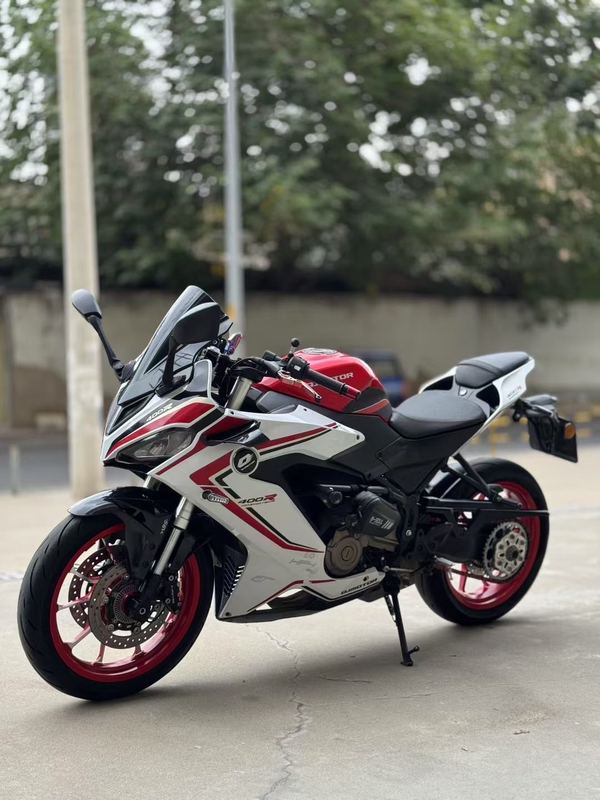 二手QJMOTOR赛400
