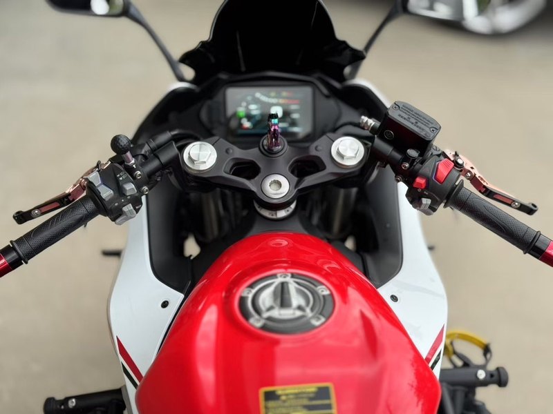 二手QJMOTOR赛400