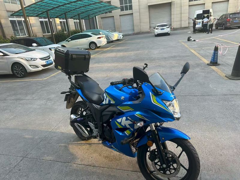 二手济南铃木极客飒 Gixxer 155