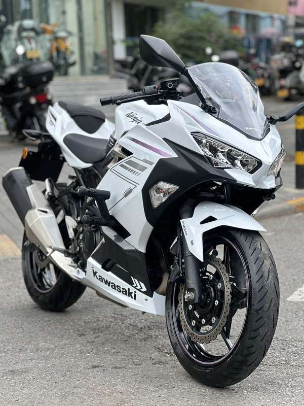 二手川崎Ninja 400