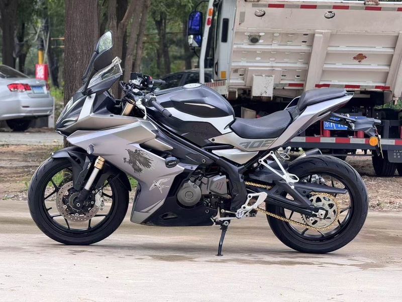 二手贝纳利龙卷风 Tornado 302R