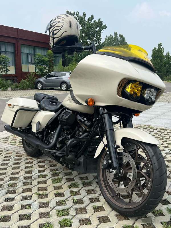 二手哈雷戴维森公路滑翔 Road Glide