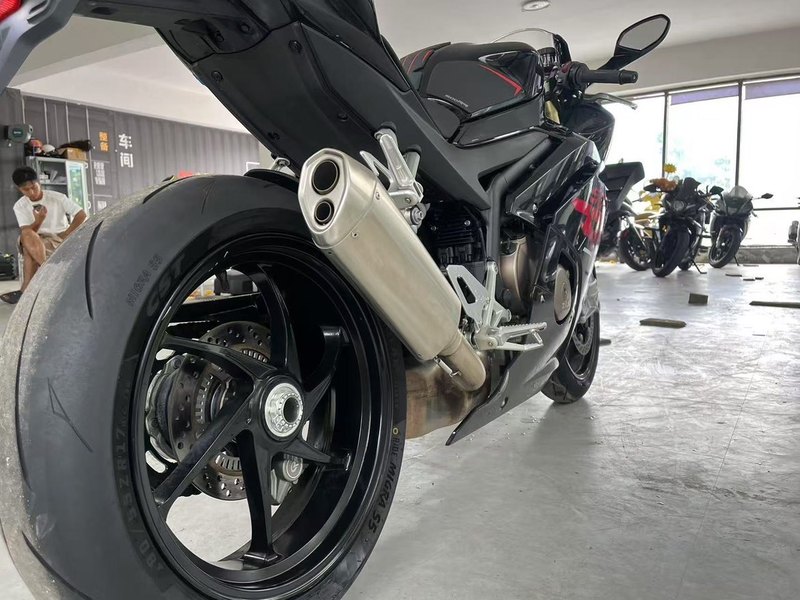 二手张雪机车500RR