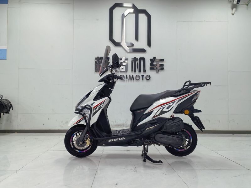 二手新大洲本田裂行 RX125Fi