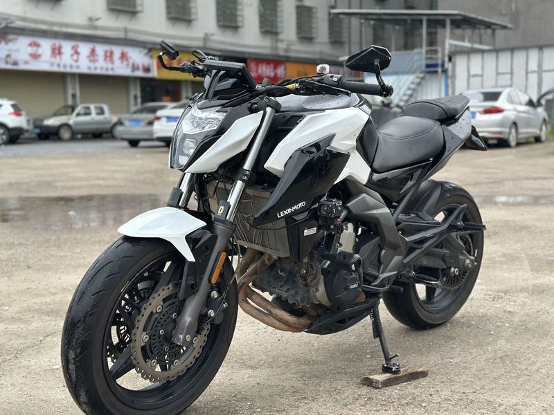 二手春风650NK