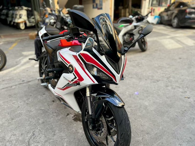 二手QJMOTOR赛400