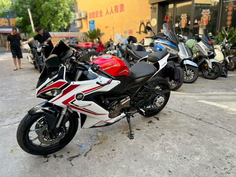 二手QJMOTOR赛400