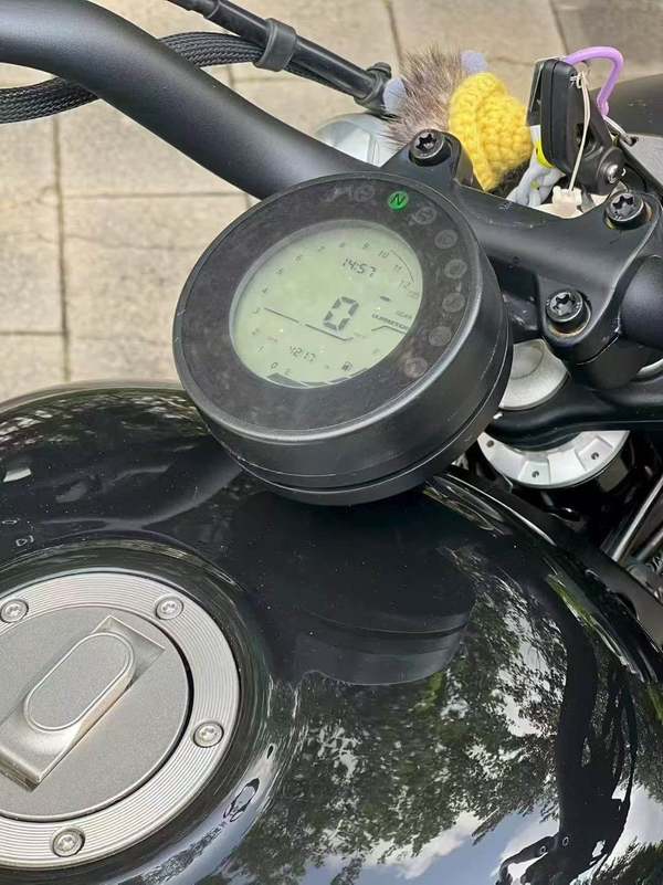 二手QJMOTOR闪300