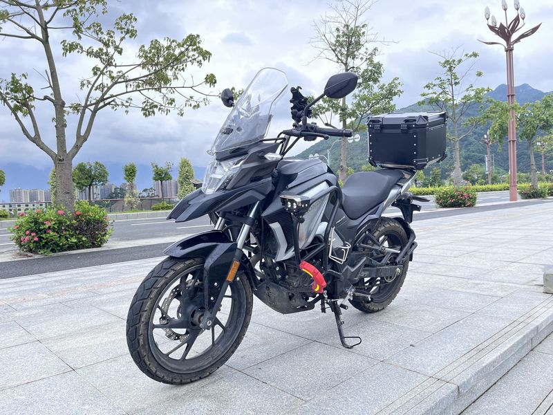 二手五羊本田猛鸷 CB190X