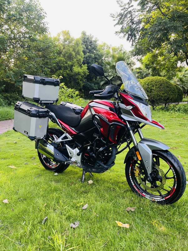 二手五羊本田猛鸷 CB190X