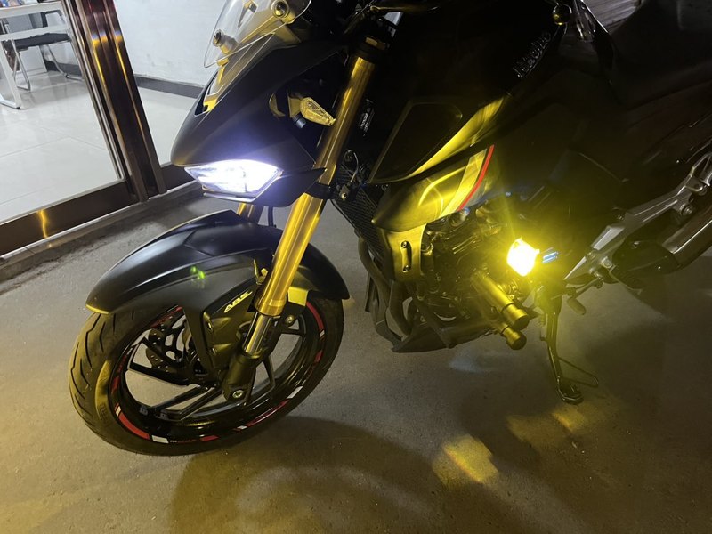 二手豪爵XCR300