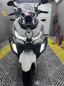 二手三阳哈士奇 Husky ADV150