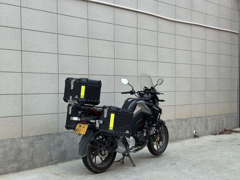 二手五羊本田猛鸷 CB190X