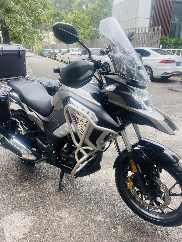 二手五羊本田猛鸷 CB190X