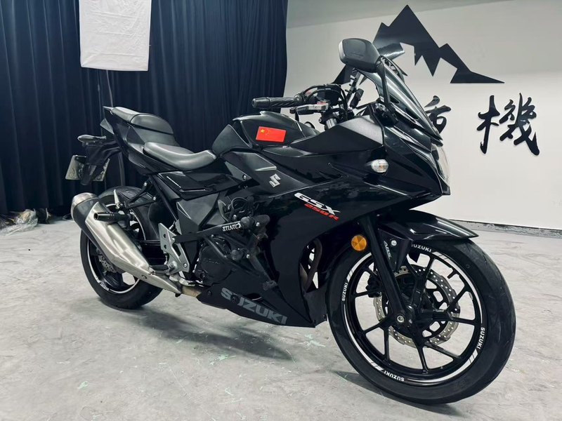 二手豪爵铃木GSX250R