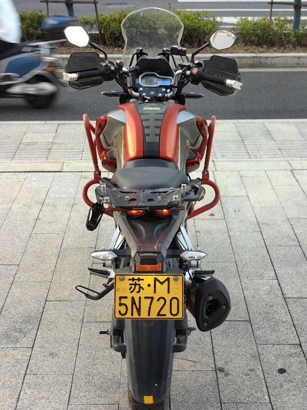 二手五羊本田猛鸷 CB190X
