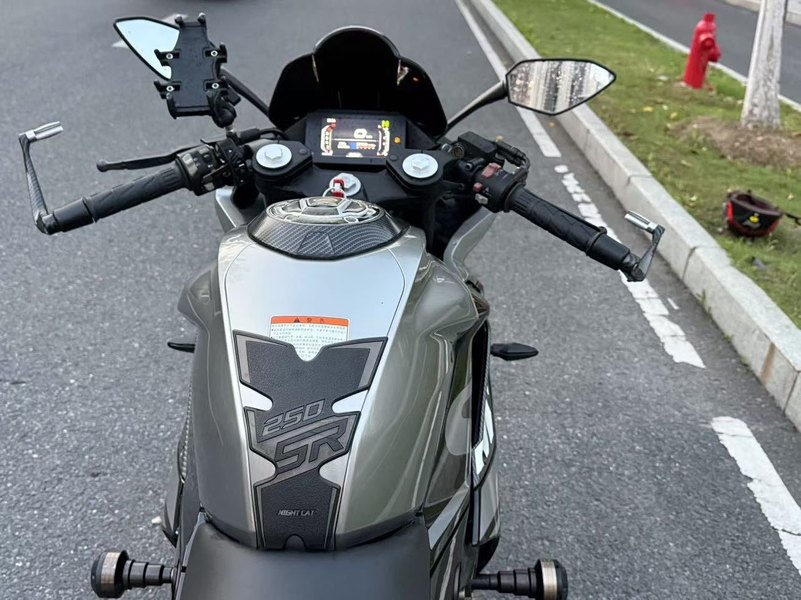 二手春风250SR