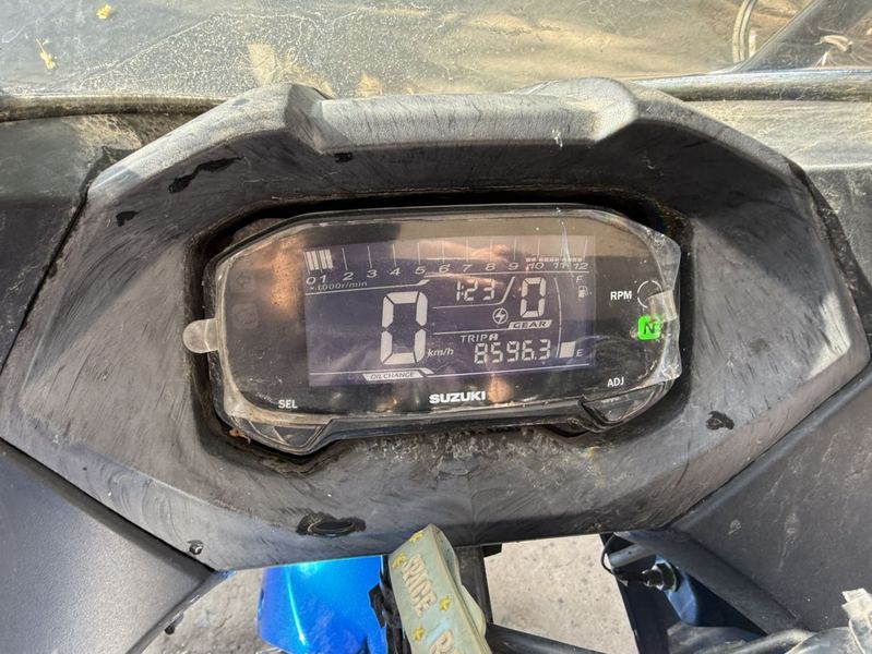 二手济南铃木极客飒 Gixxer 155