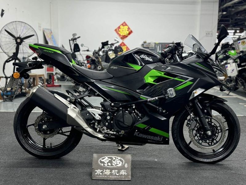 二手川崎Ninja 400