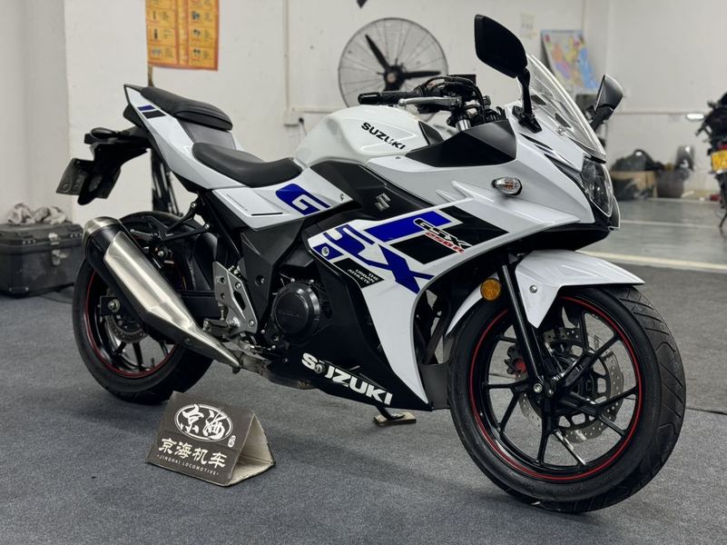二手豪爵铃木GSX250R