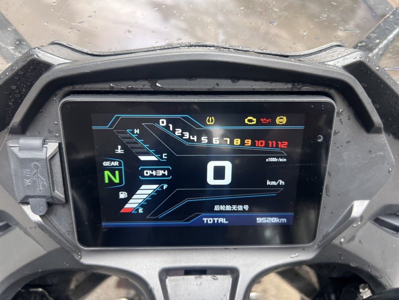 二手QJMOTOR赛400