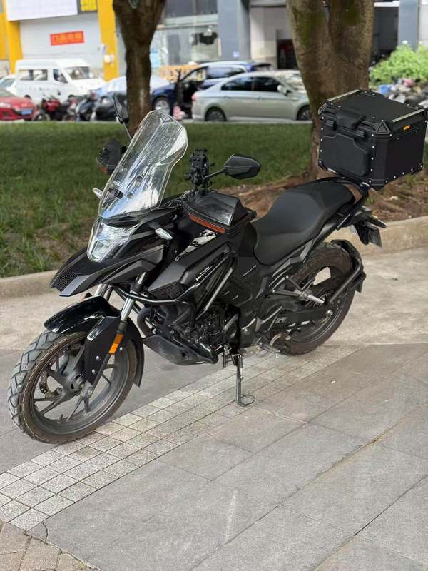 二手五羊本田猛鸷 CB190X