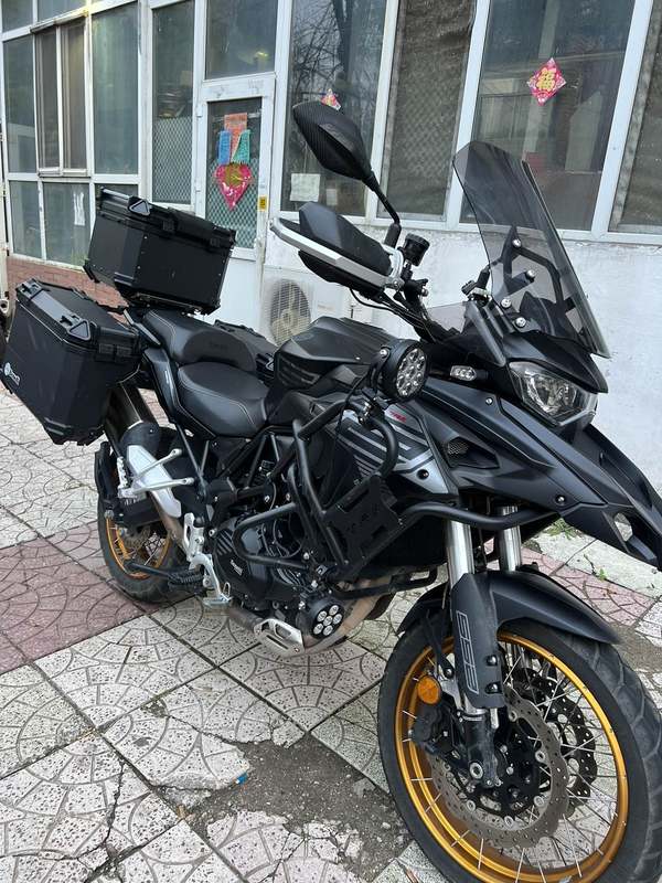二手贝纳利TRK552