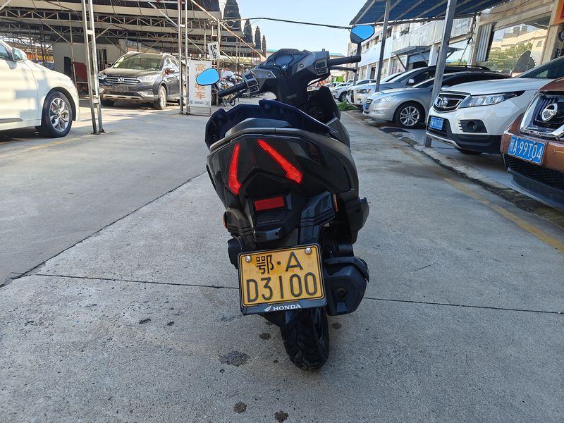 二手新大洲本田裂行 RX125Fi
