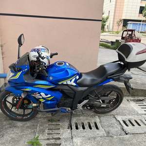 二手济南铃木极客飒 Gixxer 155