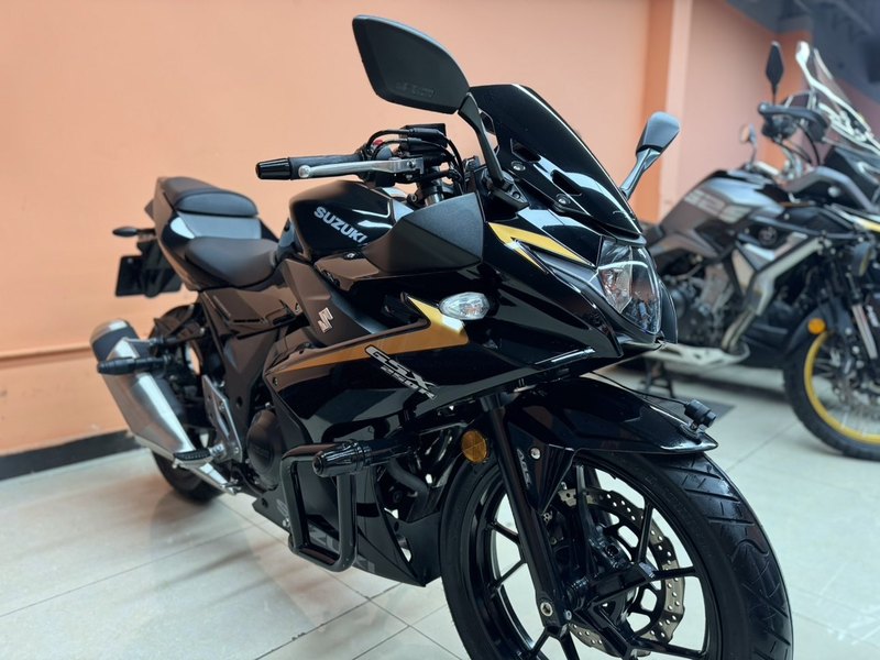 二手豪爵铃木GSX250R