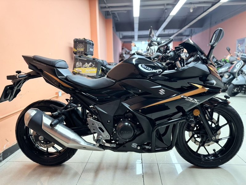 二手豪爵铃木GSX250R