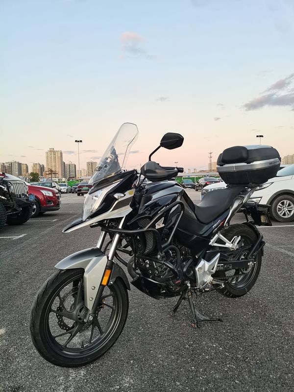 二手五羊本田猛鸷 CB190X