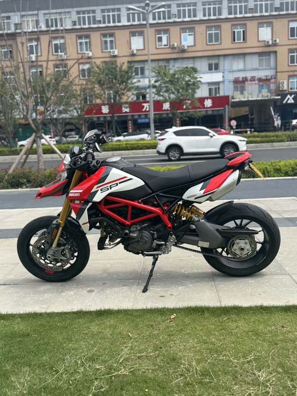 二手杜卡迪Hypermotard 950