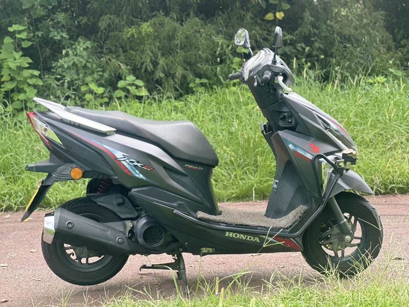 二手新大洲本田裂行 RX125Fi