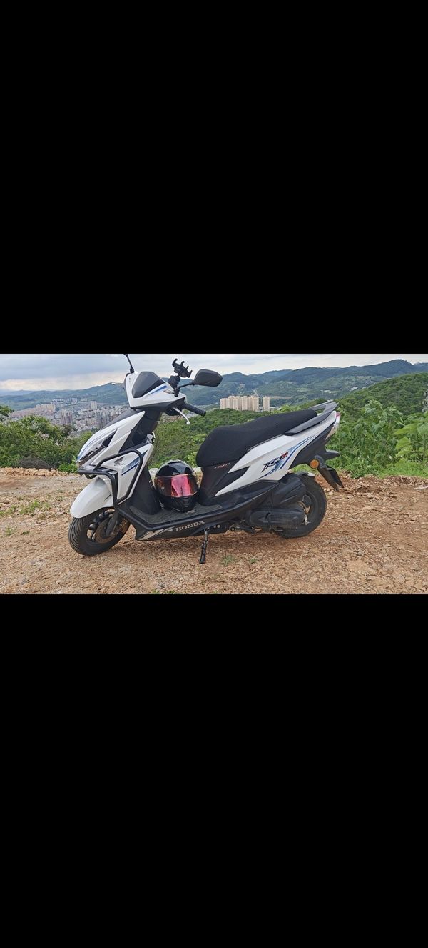 二手新大洲本田裂行 RX125Fi